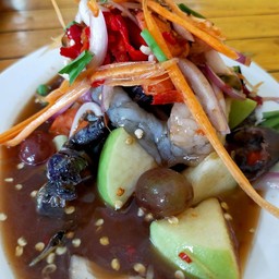 ตำผลไม้รวม กุ้งสด ปลาร้า