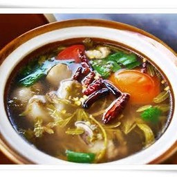 ต้มยำไก่ใบมะขาม เล็ก