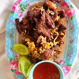 ทอดกระเทียมพริกไทย