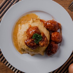 ข้าวไข่ข้นไก่เกาหลีเพิ่มซอสเผ็ด