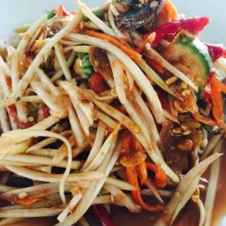 ส้มตำเจ้แหลม