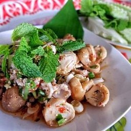 ลาบเห็ดฟาง