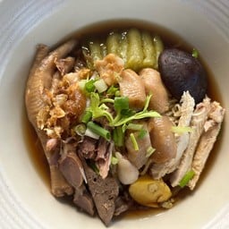 ดานิช เตี๋ยวตุ๋น ต้มยำ ซุปเปอร์ คั่วไก่ สุกี้ ฮาลาล พัฒนาการ