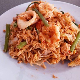 สุกี้มาม่าแห้ง ทะเล