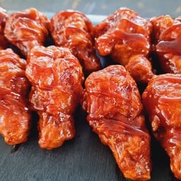 ไก่ทอดซอสเกาหลี ตลาดเออีซี