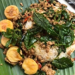 ข้าวปลาแกะ พริกแซ่บ หน้าร้าน ตรงข้ามวัดราษฎร์บูรณะ