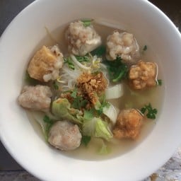 วุ้นเส้นแคะ