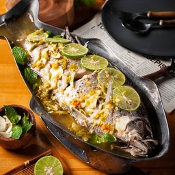 ปลากะพงนึ่งมะนาว