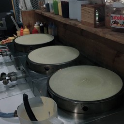 แป้งวนิลลา ( เลือก Toppings ในแบบของคุณ )