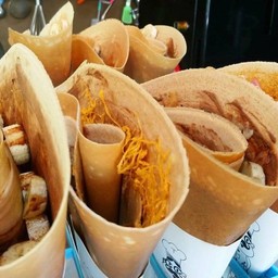 เครป น้ำพริกเผา หมูหยอง แฮม