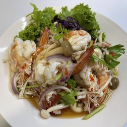 ยำเห็ดรวม