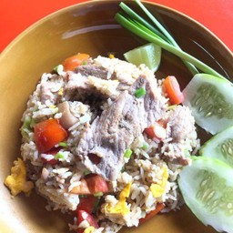 ข้าวผัดหมู