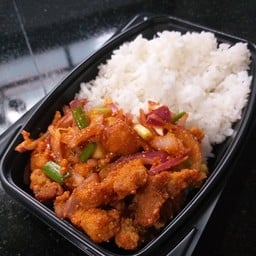 ข้าวยำไก่แซบ