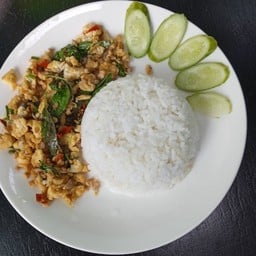 กระเพราพี่โอ
