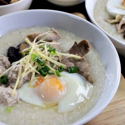 โจ๊กร้านยาย (เจ้าเก่าท่ากลาง)