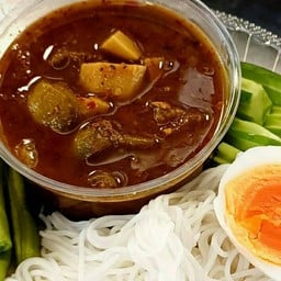 ปูอัด ไตปลา เรินอีโอ๋ by กานต์ชุดา ตลาดหัวรถไฟ