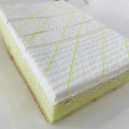 เค้กใบเตยเนยสด