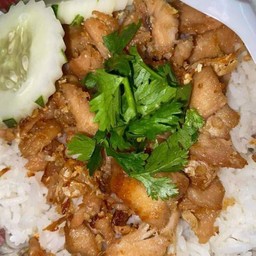 ตามสั่งป้าลำพึง(ร้านเดิมไออุ่น)