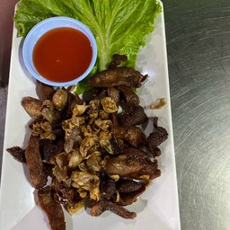 ลิ้นทอดกระเทียม