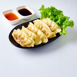 เกี๊ยวซ่าหมู