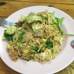 ผัดมาม่า