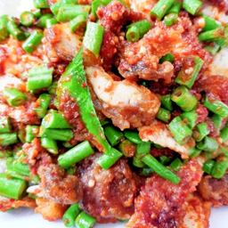 ผัดพริกแกงหมูกรอบกับข้าว