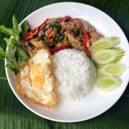 ข้าวกะเพราไก่