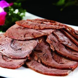 酱牛肉  เนื้อทรงเครื่อง