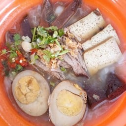 ร้านได้ใจ  : ข้าวขาหมู & ก๋วยจั๊บน้ำข้นสูตรราชบุรี