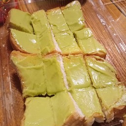 ปังปิ้งเนย-สังขยาใบเตย 1 แผ่น