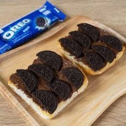 ขนมปังปิ้งนูเทลล่า + โอรีโอ้