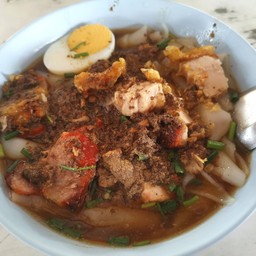 ร้านป้าเล็ก หมูกรอบหนังระเบิด คลองทวีวัฒนา