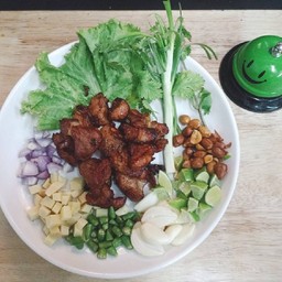 แหนมกระดูกอ่อนหมู