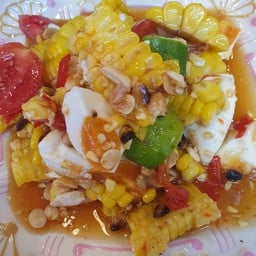 ตำข้าวโพดไข่เค็ม