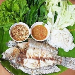 ร้านเมี่ยงปลาเผาแม่มะลิ