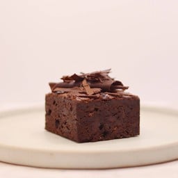 CHOCOLATE BROWNIE
