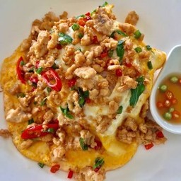 ข้าวไข่ข้นกระเพราหมู