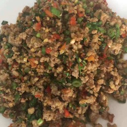 小米牛肉末 เนื้อสับผัดพริก