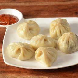 Veg momos steamed 6 pcs