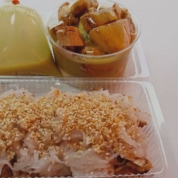 กล้วยทับเพิ่มใส้มะพร้าว+กล้วยทับราดน้ำกระทิ