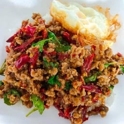 ครัวแม่หยกอาหารตามสั่ง  น้ำมะพร้าวปั่น  บางปลาสร้อย