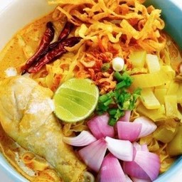 ข้าวซอยไก่ล้านนา
