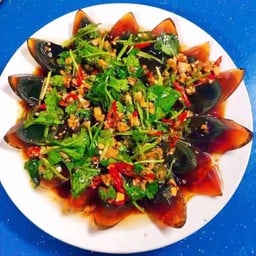 凉拌皮蛋 ยำไข่เยี่ยวม้า