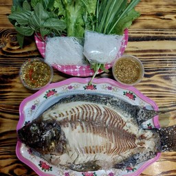 อธิวัฒน์เมี่ยงปลาเผาอบโอ่ง