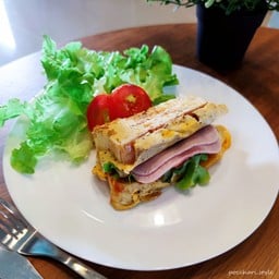 Toast! ปังปัง เพชรเกษม 79