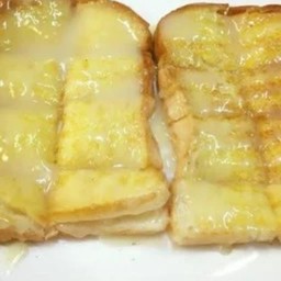 ปังปิ้งเนยนม