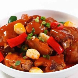 红烧猪手  ขาหมูทรงเครื่อง