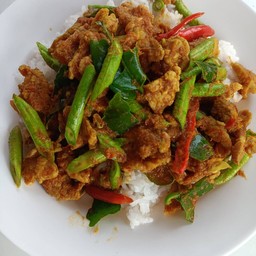 ข้าวขาหมูเห็ดหอม พี่น้อย