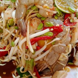 ตำป่ากุ้งสด+ตรีนไก่