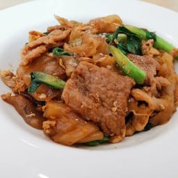 ผัดซีอิ้วหมู